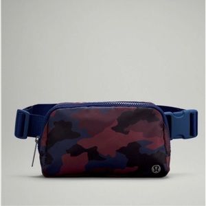 Lululemon belt bag-NWT Heritage 365 Smokey Red Camo